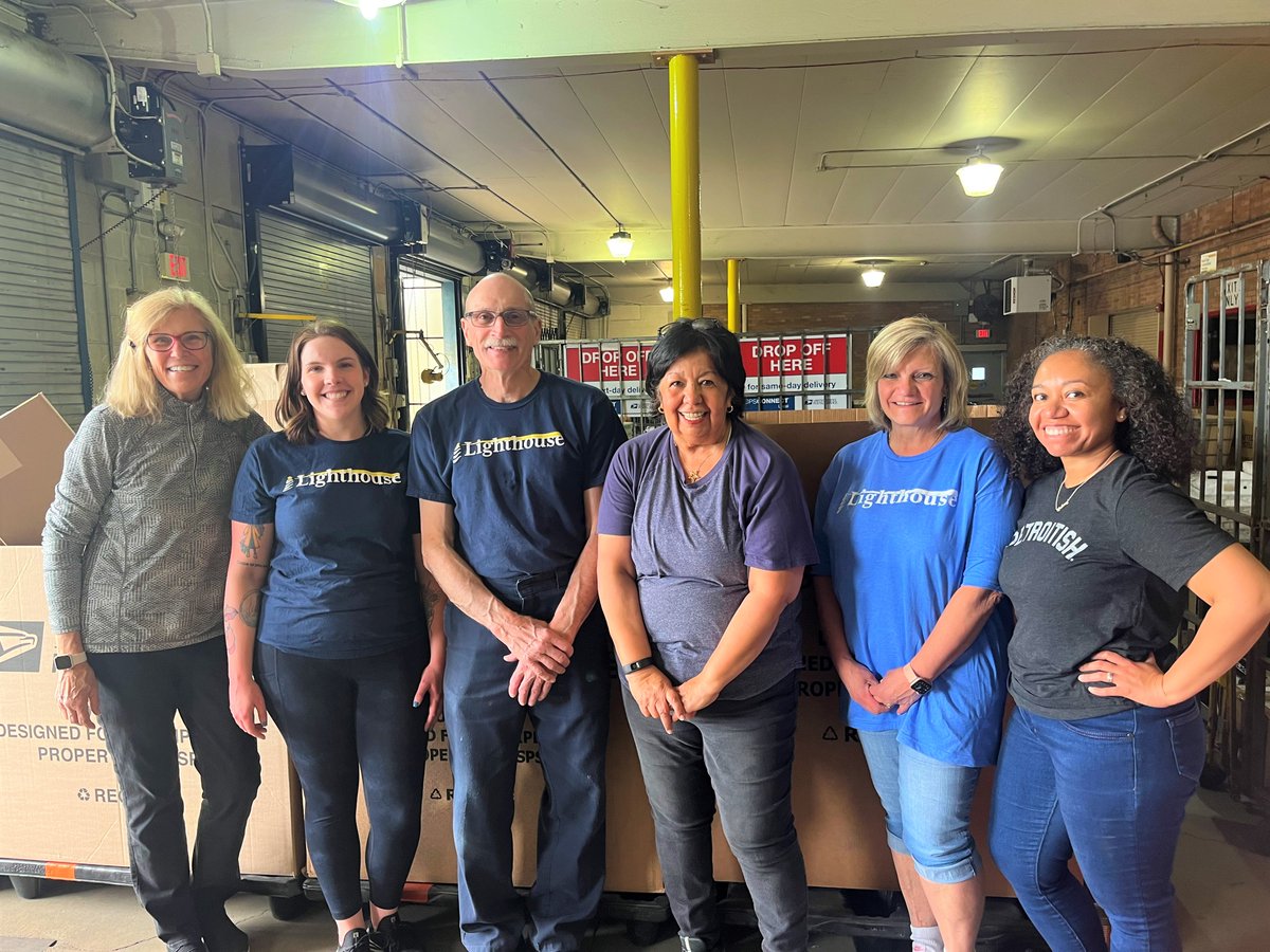 Lighthouse tweet media