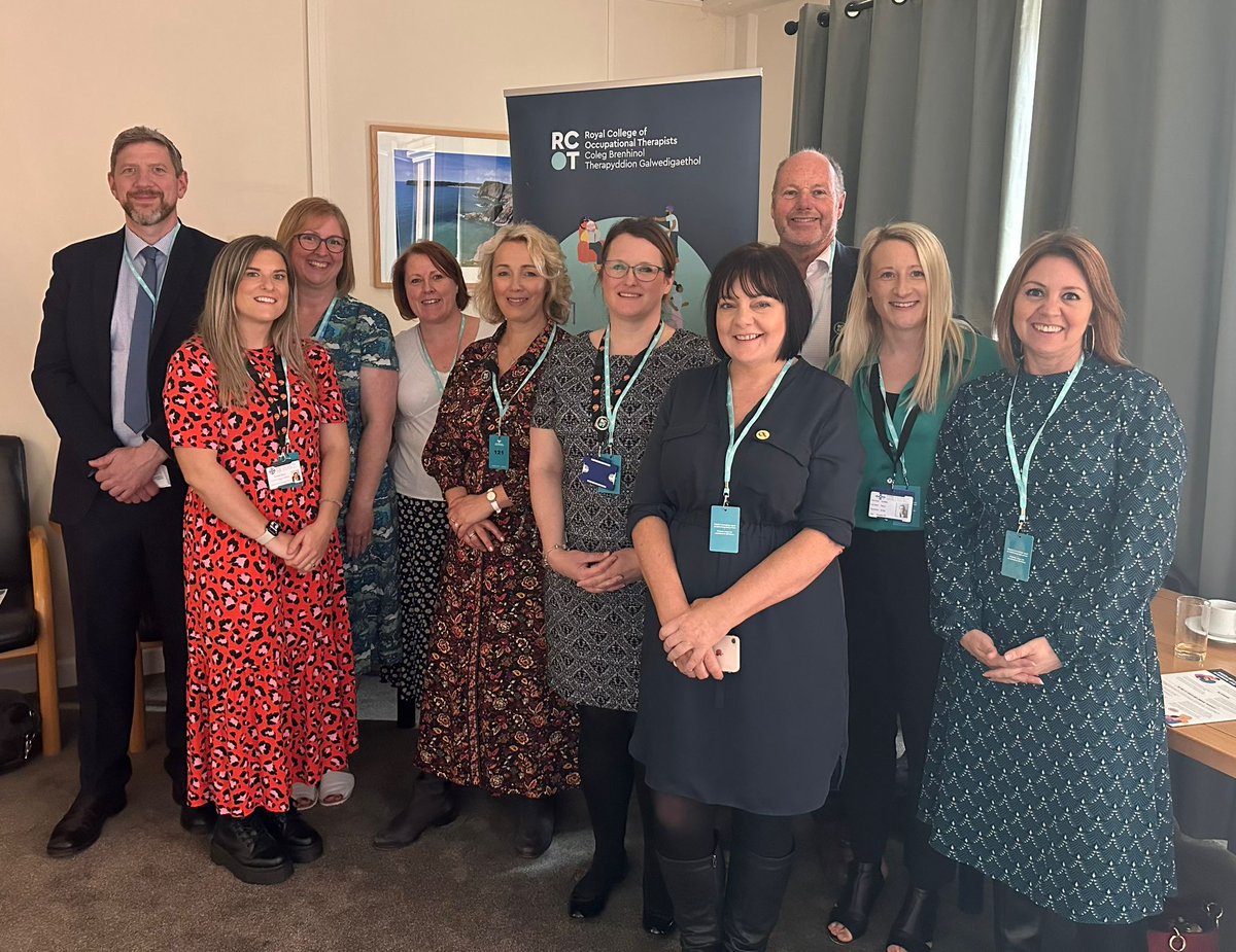 Fantastic morning at @SeneddCymru with our fabulous @theRCOT members promoting their role in Neonatal care. Too many babies & parents are not getting access to our OTs and other types therapy in Wales at present. Great to chat to Members of the Senedd about this issue.