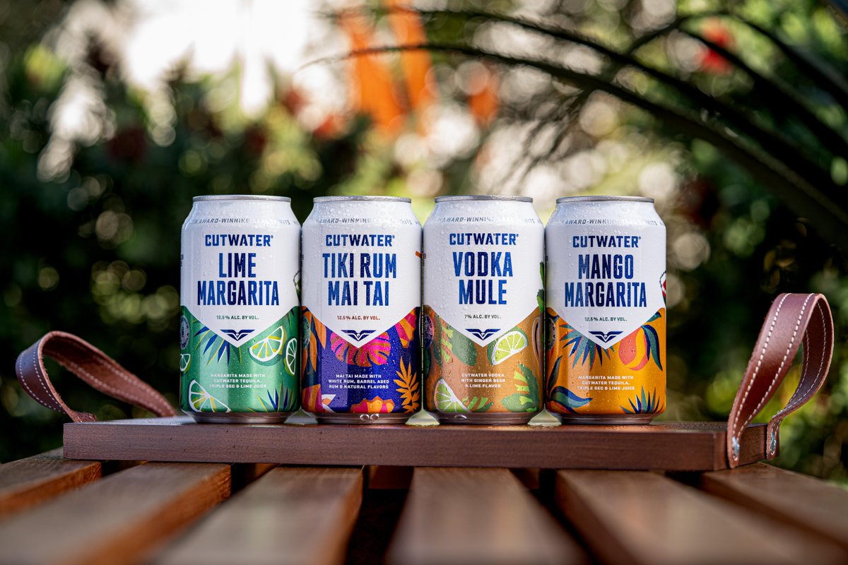 Hump day happy hour? Sounds good to us! Try <a href="/CutwaterSpirits/">Cutwater</a> award-winning canned cocktails 🍹 #cutwaterspirits #cutwater #cannedcocktails #happyhour #cheers