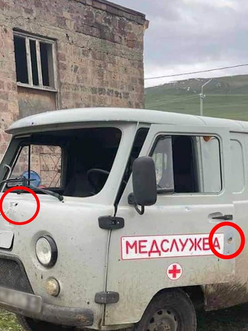 samayaiza's tweet photo. Aujourd'hui l'armée azérie a recommencé les tirs en direction des positions arméniennes à  #Sotk 
Un militaire 🇦🇲 a été blessé.
L'ennemi a tiré sur le véhicule d'urgence,  annonce @ArmeniaMODTeam https://t.co/lLACWNyPBb