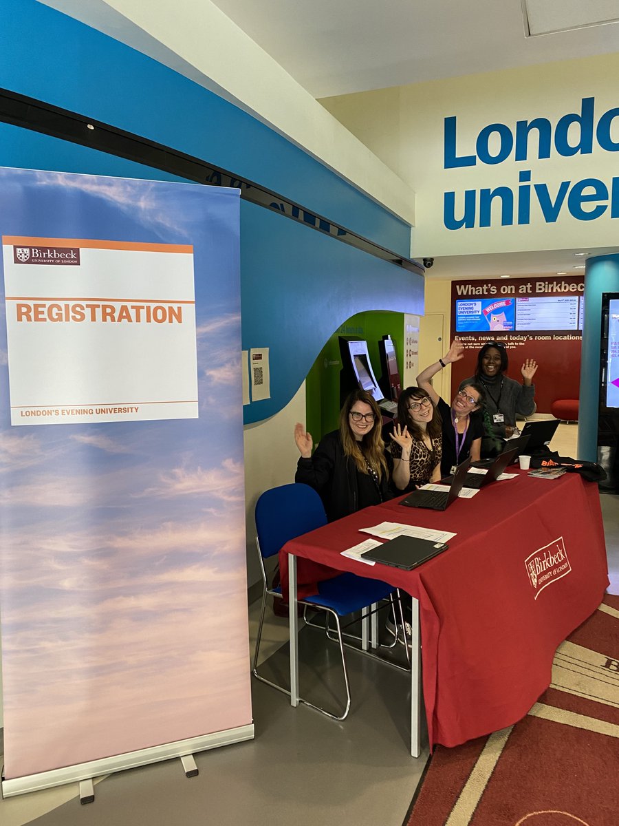 BirkbeckUoL's tweet photo. Our Offer Holder Day is in full swing! Great to see so many of you here to find out more about student life at Birkbeck, your course, and whether BBK is for you! ππ¦ #helloBBK https://t.co/qzPDnFsJM4