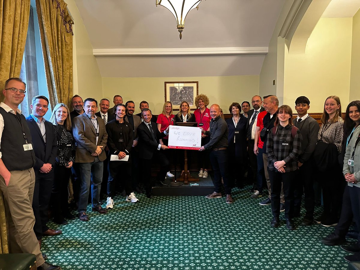 kimleadbeater's tweet photo. As co-chair of the APPG for #Running I was very pleased to host @EnglandAthletic @FitmumsF @MindCharity @Great_Run & @LondonMarathon in Parliament yesterday to celebrate the #PowerOfRunning for positive physical & #MentalHealth for #MentalHealthAwarenessWeek https://t.co/O65D9wdzIb