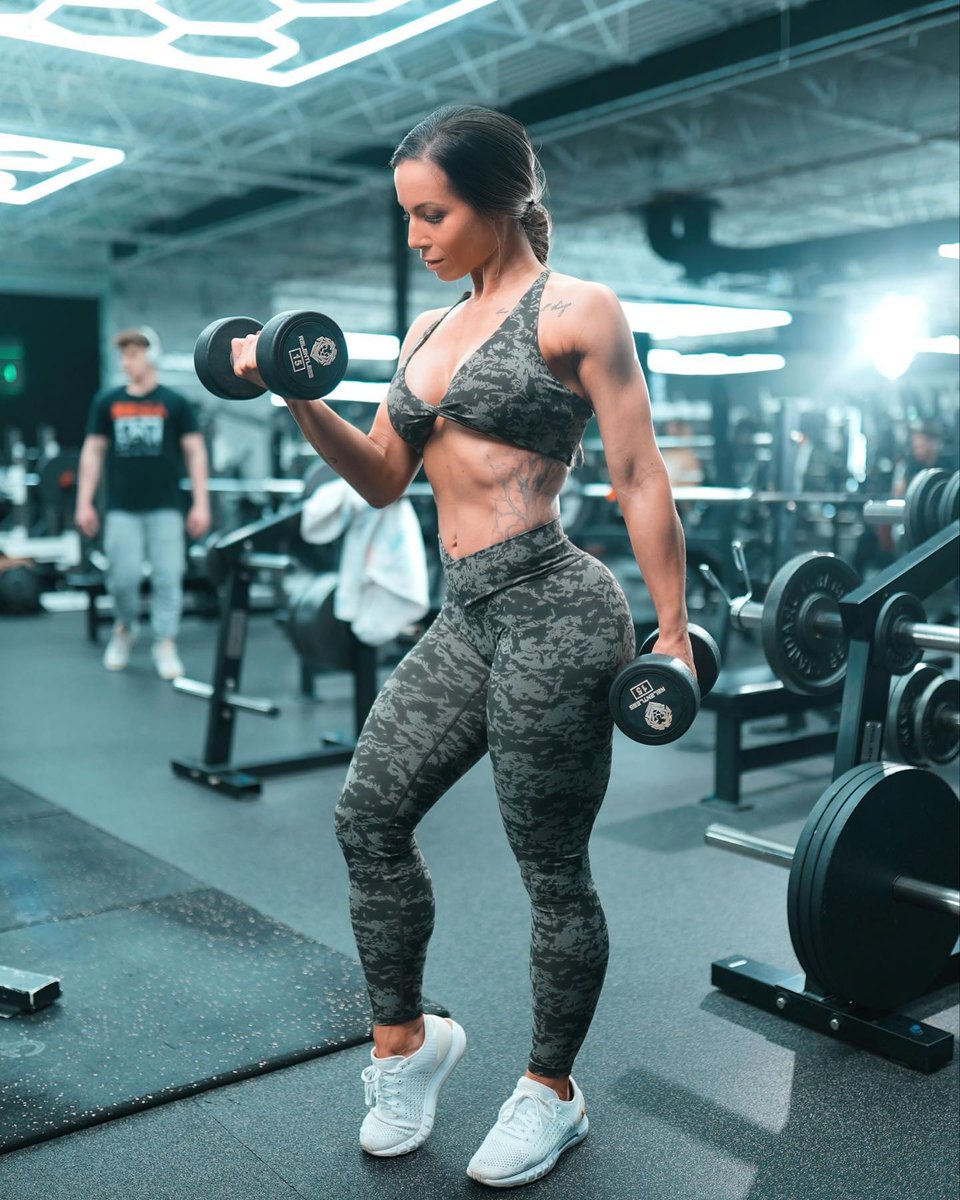 ViolateOfficial's tweet photo. Step into a world of strength, support, and success. Our Family is UNSTOPPABLE! 💪🏼😍  @brina_fitness https://t.co/RDooU4ngvA