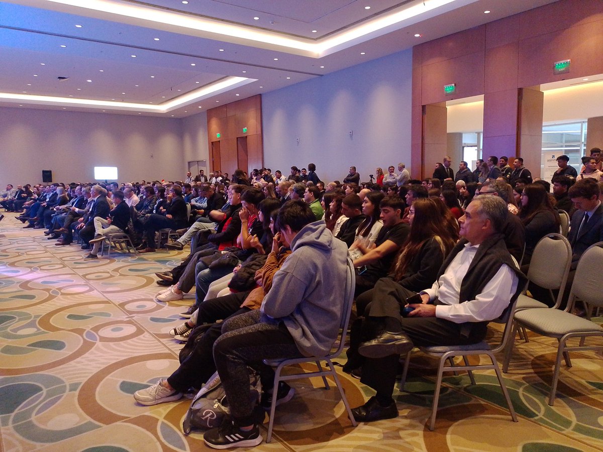 imsolissa's tweet photo. 📍Nos encontramos participando de la Segunda edición del Foro Metalmecánica y Minería, organizado por @asinmet @RedADIMRA @CamarcoArg, #AsociacionGeologicaMza y #caMEM https://t.co/kOu1eZrRQe