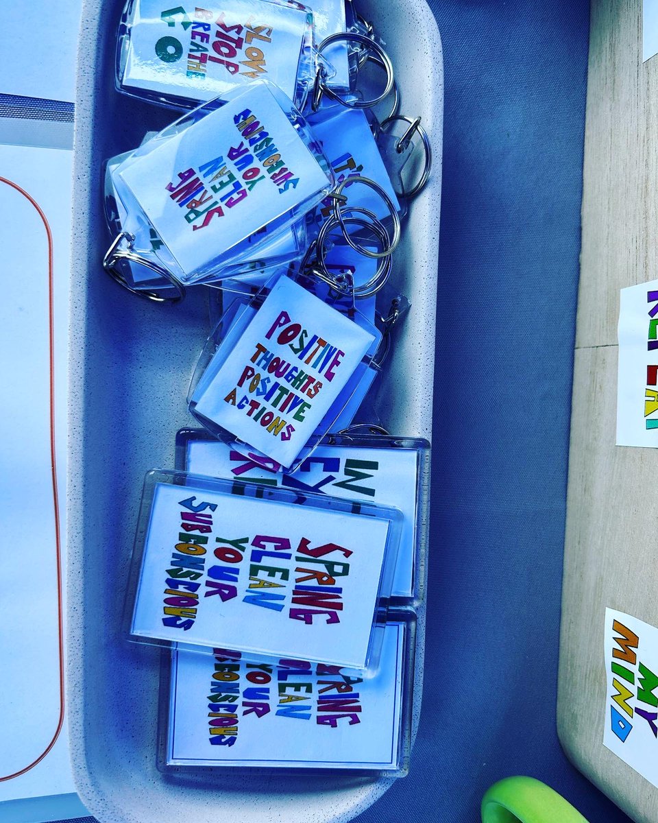 HypnoticChange tweet media