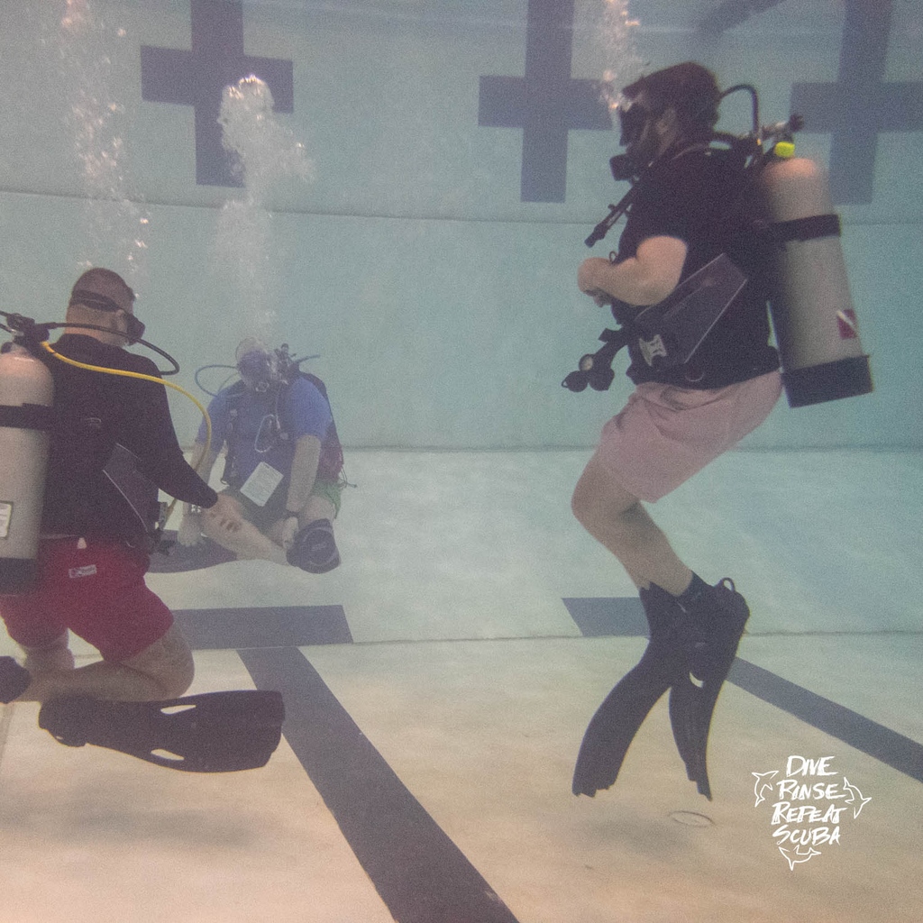 DrrScuba's tweet image. It was another great evening in the pool last night. We had two classes going, open water and rescue (thanks Cathi). We can&apos;t wait to get them all to the lake for open water training Memorial weekend. 
#scuba #rescuediver #learntodive #padi