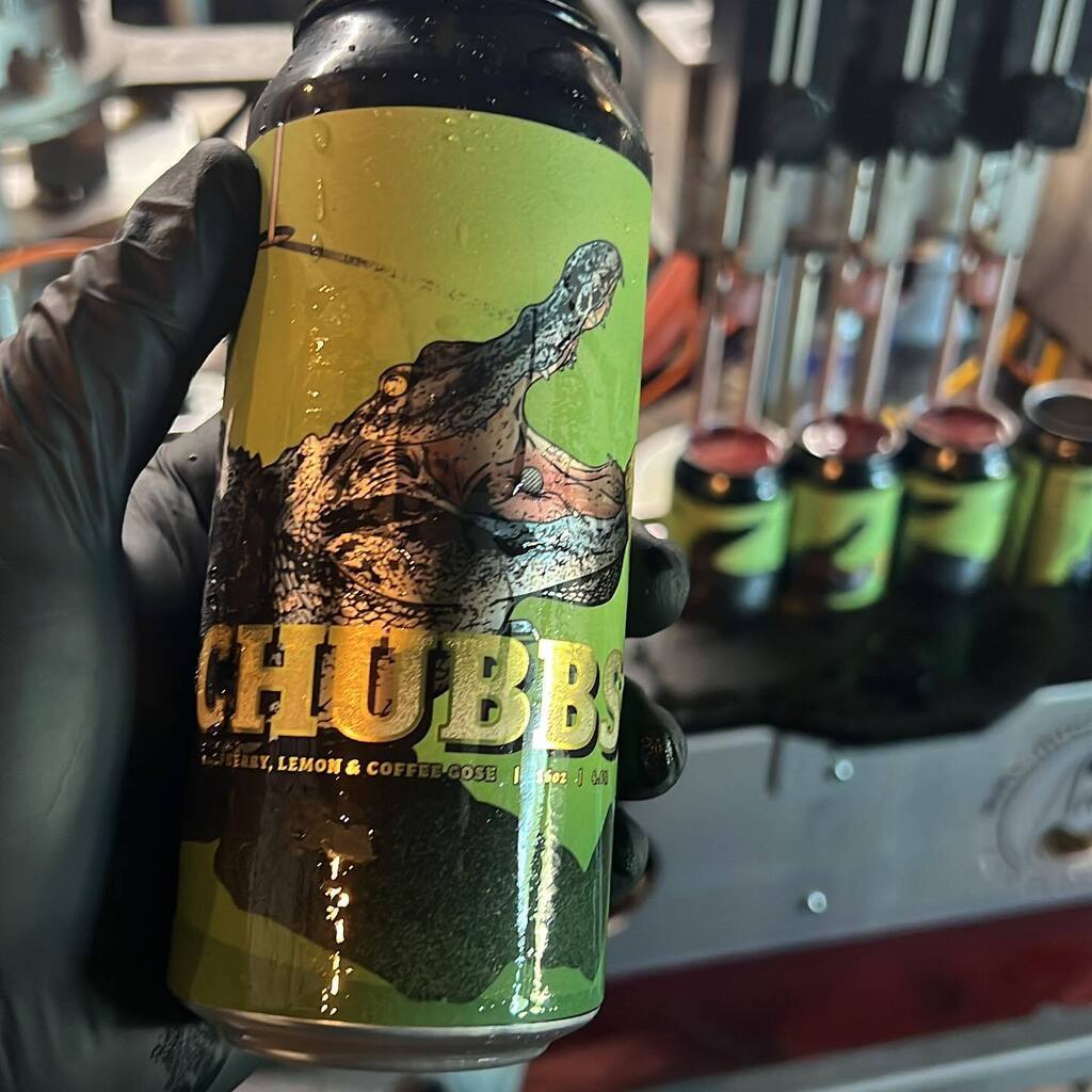 MagicBrewing's tweet photo. CHUBBS Gose with RED RASPBERRY, LEMON and @mhbeanscoffee goes on sale tonight at 4pm!!! We’re pretty happy with this one, bright lemon tartness, with solid red raspberry goodness followed by our friends at M and H Beans amazing coffee. 
.
@cultkitchenakr… https://t.co/6DJq156QBS https://t.co/GfWLxHtjUU