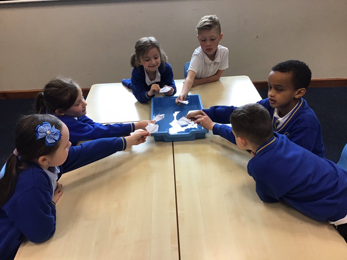 MaryvaleBham2's tweet photo. May is the Month of Mary. We shared our prayer intentions and asked Mary for her intercession and to pray with us to God. We watched as our prayers expanded to shine our prayers to Heaven and the Lord. #CatholicLife #MaryvaleFamily #WhatWeDoIn2 https://t.co/MNb91FB0du