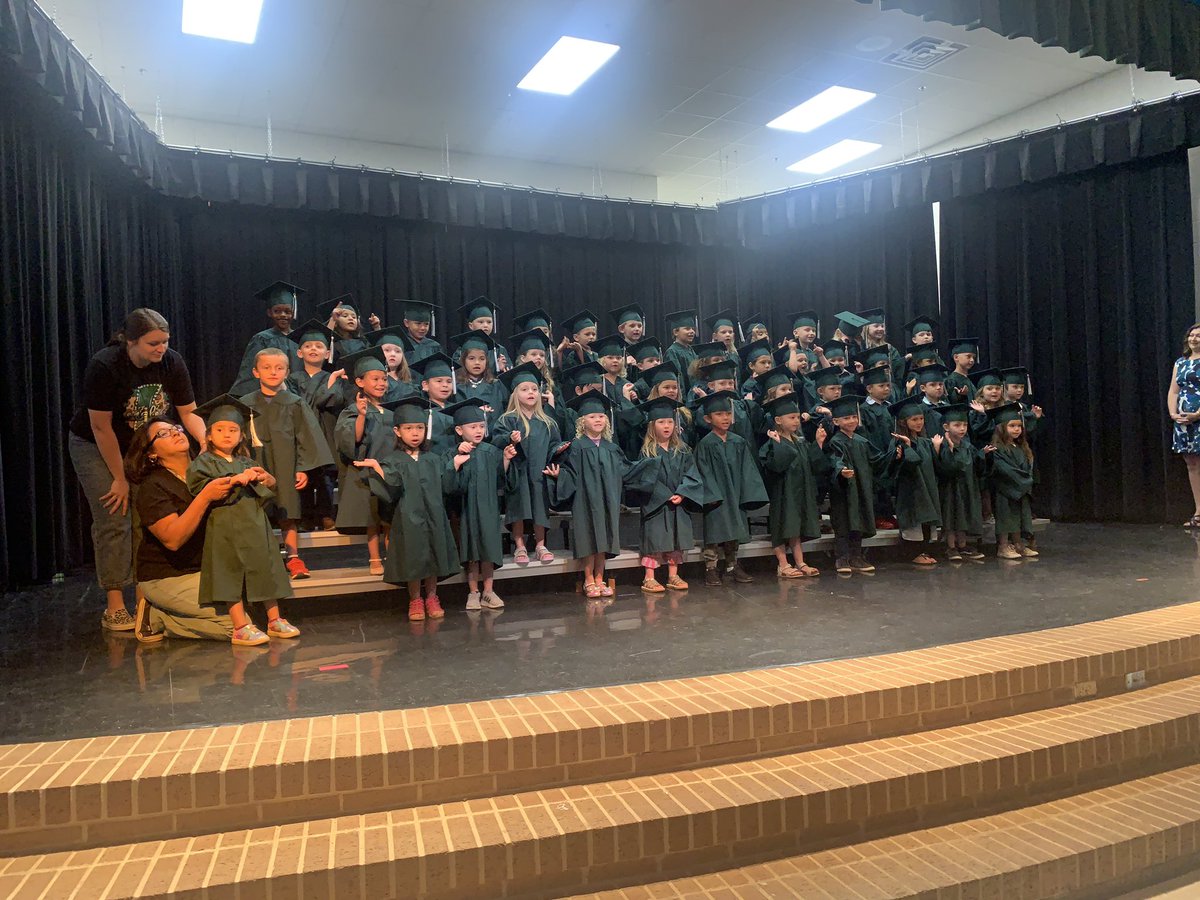 CantonElem tweet media