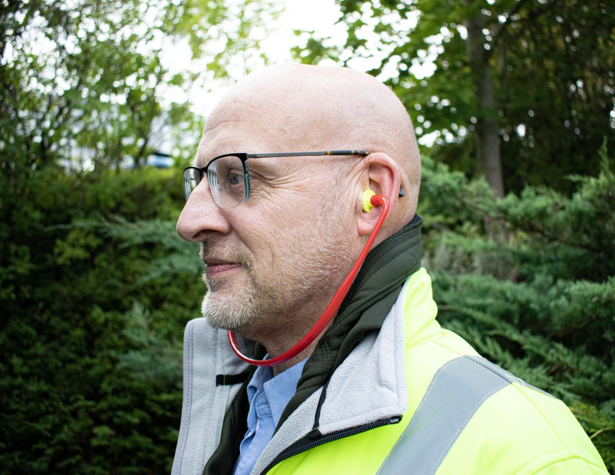 🔊 Attention UK workers! 🎧 Did you know 1.3 million employees receive essential #hearingprotection from their employers? 🙌 It's time to ask yourself: Are you one of them? 🤔 #HearingProtectionUK

#ProtectYourHearing #SafetyFirst 
(Source: HSE, 2019/2020)