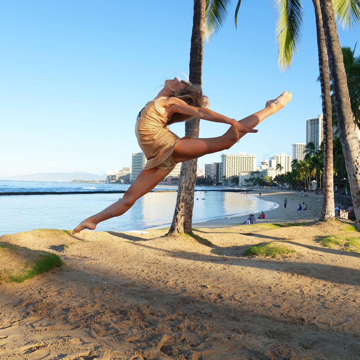 VandySpirit's tweet image. Hope everyone’s summer is off to a great start ☀️

⬇️ Comment below where you’re spending your time away from campus!

#AnchorDown • #VandyDance