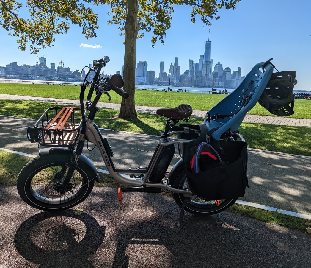 STOLEN - Gray Rad Power Bikes RadRunner Plus in Downtown Jersey City bikeindex.org/bikes/1522115