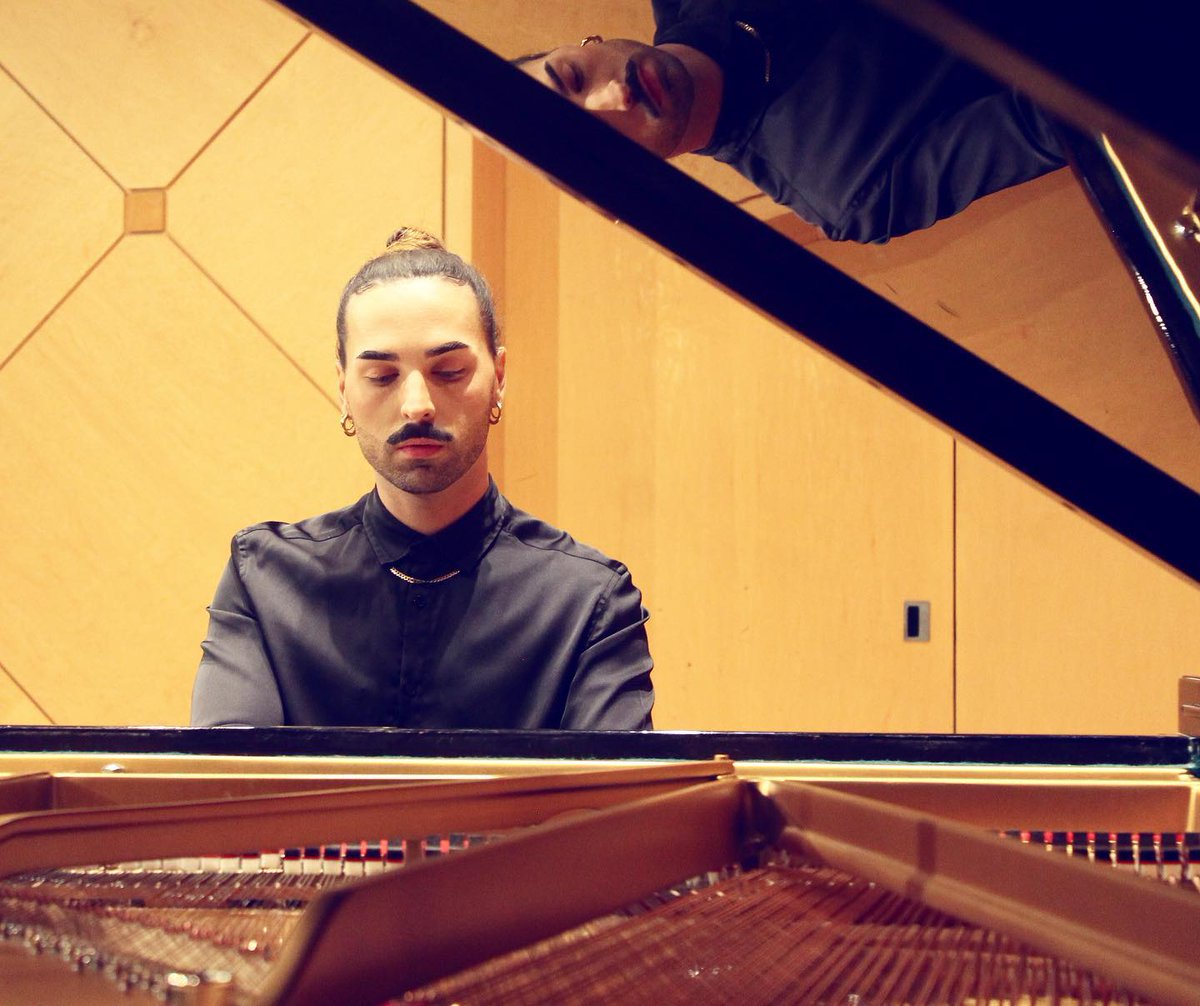 Hello Conor Smyth-Small, piano! Check out his recent recital at ASU: youtube.com/watch?v=nZRhM1… #piano #newmusic #cortonasessions