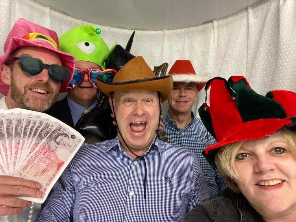 A great couple of days at the Spring Furniture & Bed show...certainly looks like the sales team had a good time!! 😆💰🕶️👒