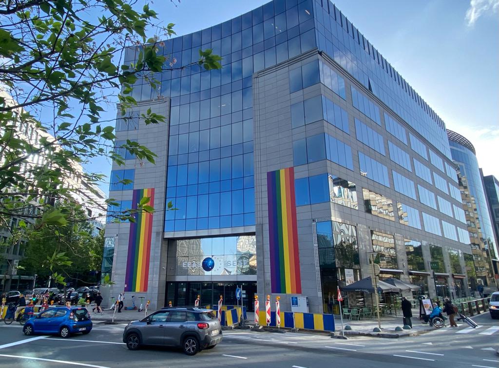 eu_eeas's tweet photo. Nobody should be criminalised for who they are. We work together with all our partners and allies to protect and promote the rights of LGBTIQ+.

To mark IDAHOBIT, the EEAS organized a discussion on the challenges that LGBTIQ+ persons face in the world 👉 https://t.co/ueAAqdhgjm https://t.co/HGXehCC3GY