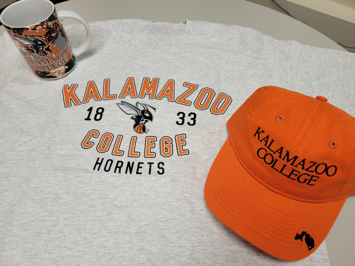 kcollege's tweet photo. Weโre all about the opportunities your gifts today are creating for students! Keep that buzz going by showing us your K swag on social media. Use #KGraciousGiving and you will be entered to win a shirt, hat or mug. Three winners will be selected at random. No gift is necessary. https://t.co/RT7x5pcE68