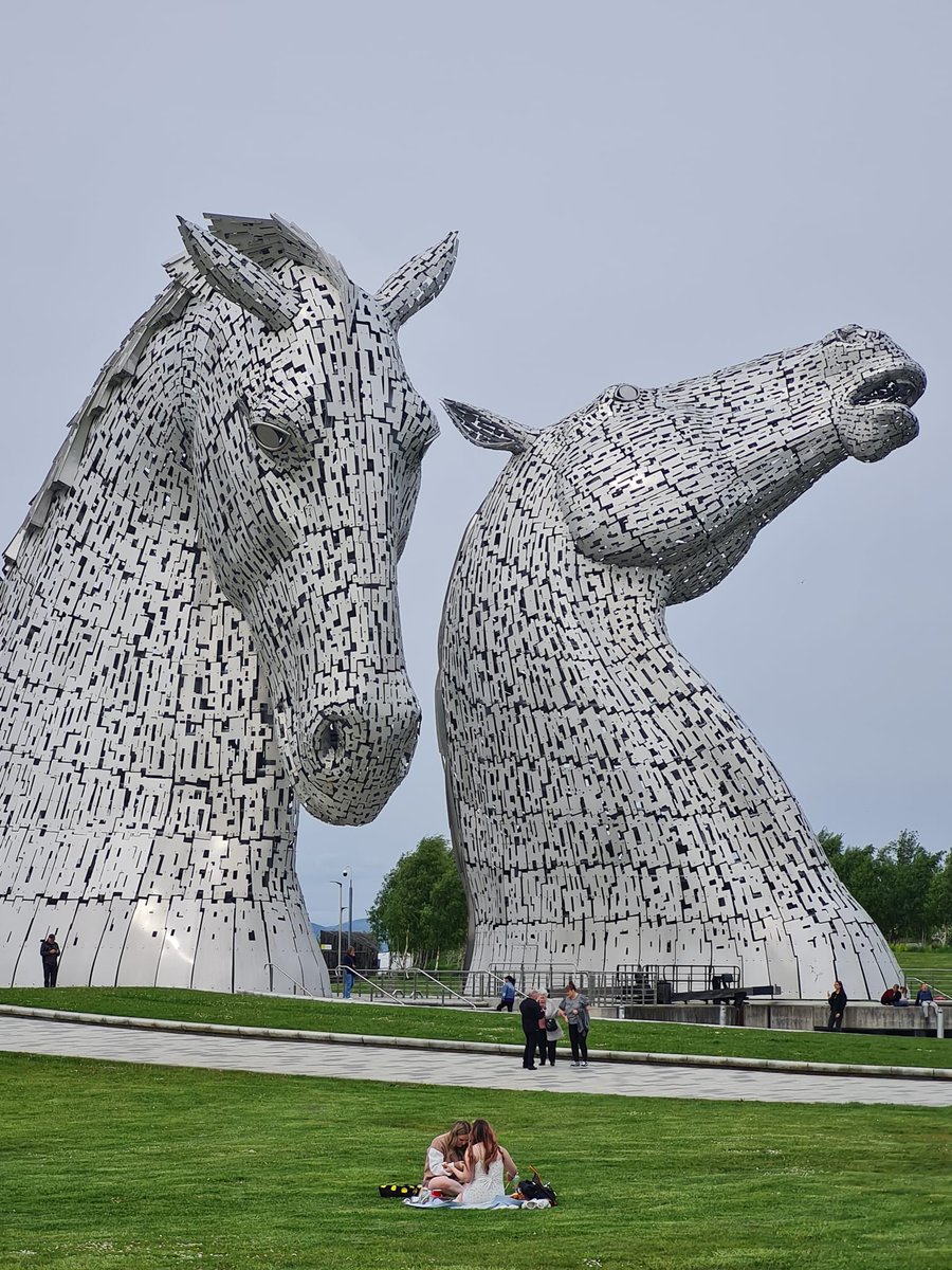 TO_ScotlandYard's tweet image. The Kelpsie Horse sculptures are unique &amp;amp; quite stunning! Near the Falkirk Wheel  #Scotland   @FalkirkWheel #UKFun  #SpringTravel @AerLingus