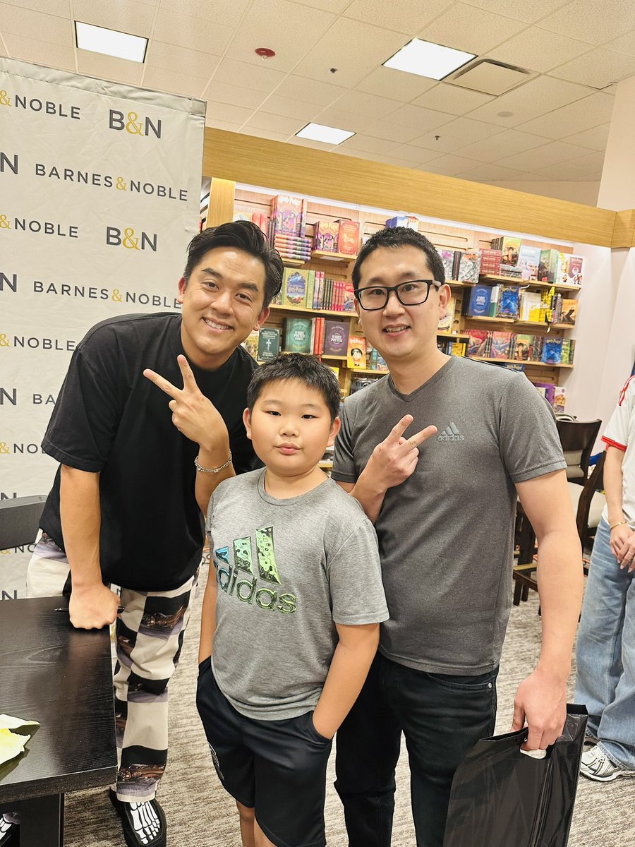 FamLee Deals tweet media