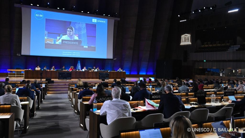 HaifaAlMogrin's tweet photo. Thrilled to kick off today’s first session of the #EXB216 Programme and External Relations #PX Commission as Chair.
 
Looking forward to working closely and cooperating with #EXB members on transforming education, science, and culture and making a lasting impact together! 🇺🇳 https://t.co/Y9Yhy2creq
