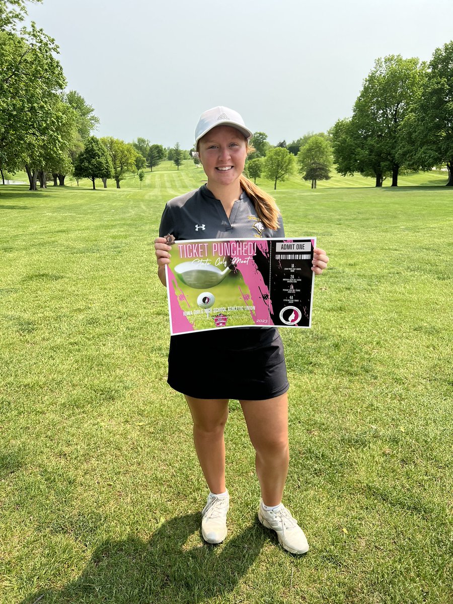 WsetGirlsGolf's tweet photo. Huskies battled at our regionals today getting 5th overall and Jaya punches her ticket to state!! 

scores:
Jaya 82 3rd
Gracie 94
Kennedy 101
Marlie 103 https://t.co/n1BBHXb7YH
