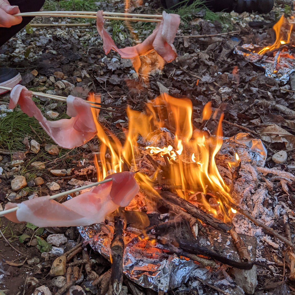 What did you do with your evening?
Our Scouts lite fires and enjoyed a bacon  roll. 
#SkillsForLife