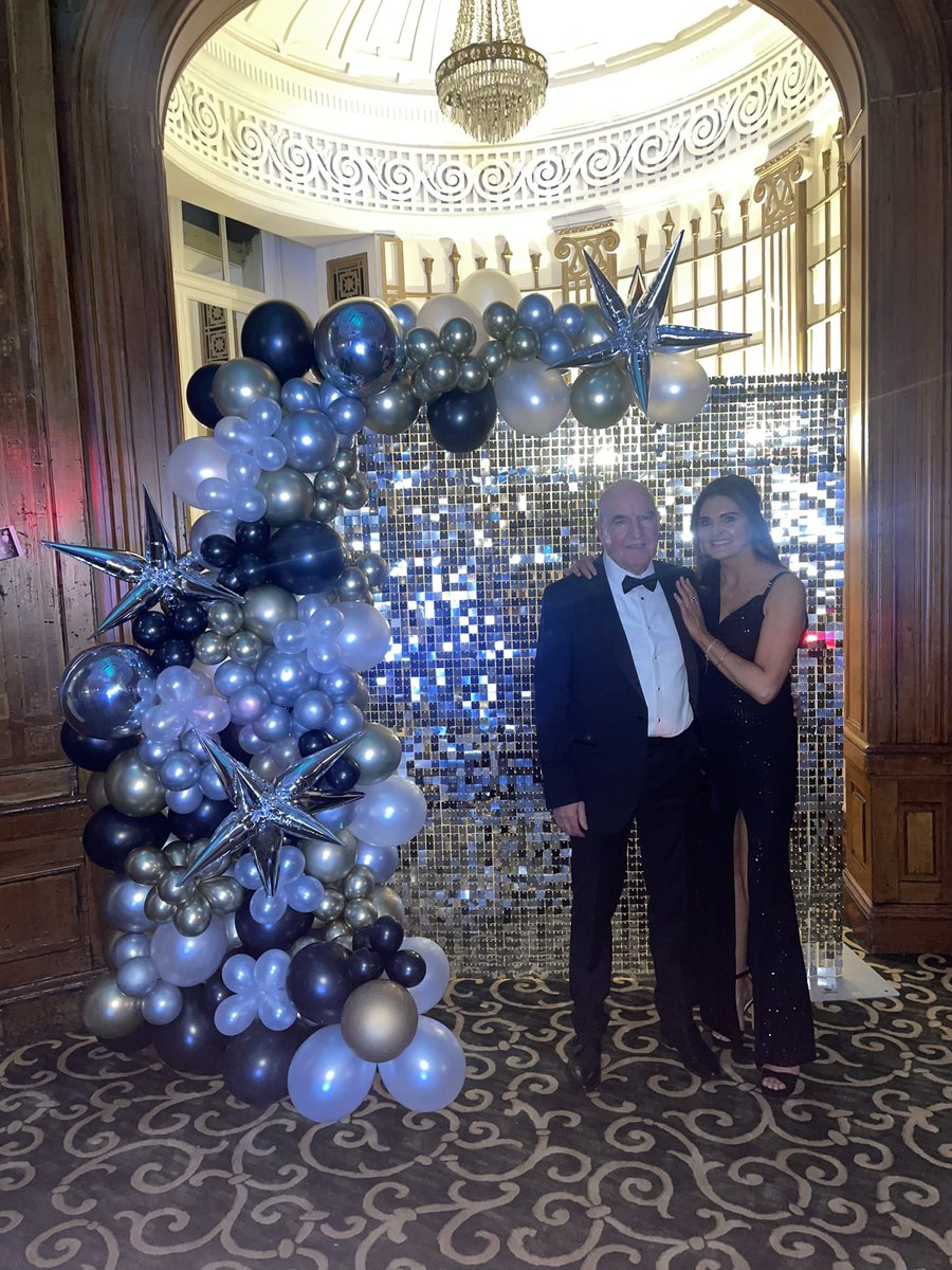 kellymarsden1's tweet photo. My amazing dad on his surprise 70th birthday party ❤️ https://t.co/BTV2jJaSBY