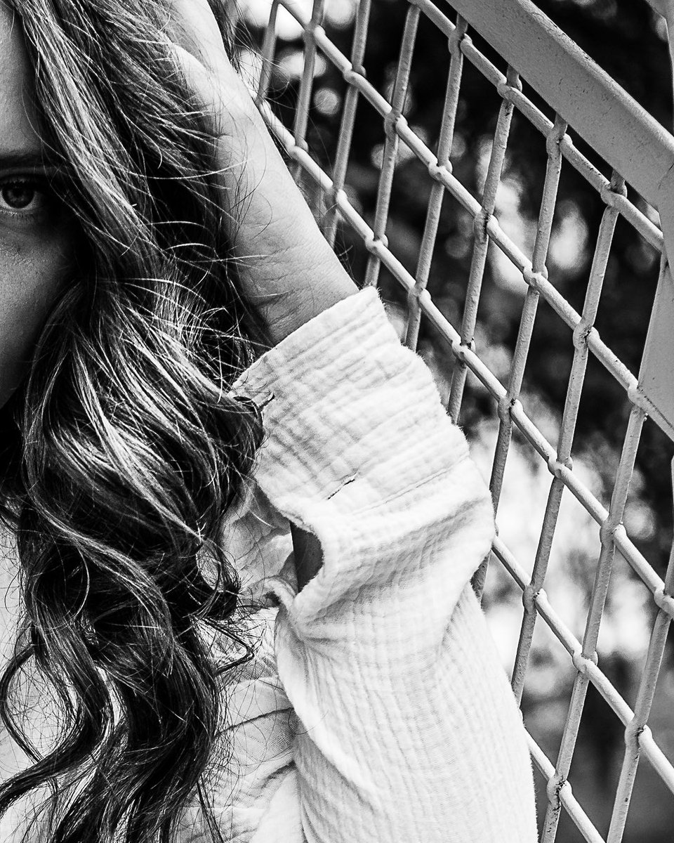 Scorpio67Photo's tweet photo. REATE | inspire | EXPLORE
"When you give up comparing yourself to other people, you’ll be free to focus on your best effort."
Featuring @daniellemiller4437
Agency @nxtMODEL
Earrings provided by @cannedgoodsco
#scorpio67photo #bnw_captures #bnw_greatshots #globalcapture https://t.co/jNvoJpjtkq