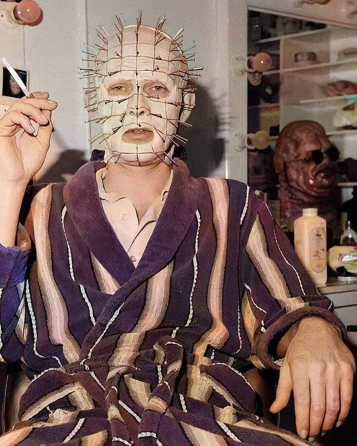 HELLRAISER (1987) Behind the scenes.

This isn't for our eyes!