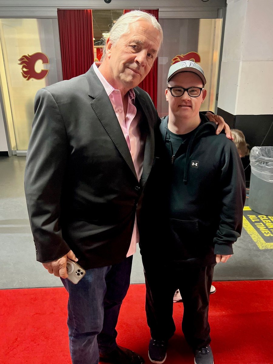 BIGGEST DAY OF THE YEAR!!

Mikel McIver turns 40, and nobody is happier than him!

Happy birthday Mikey!