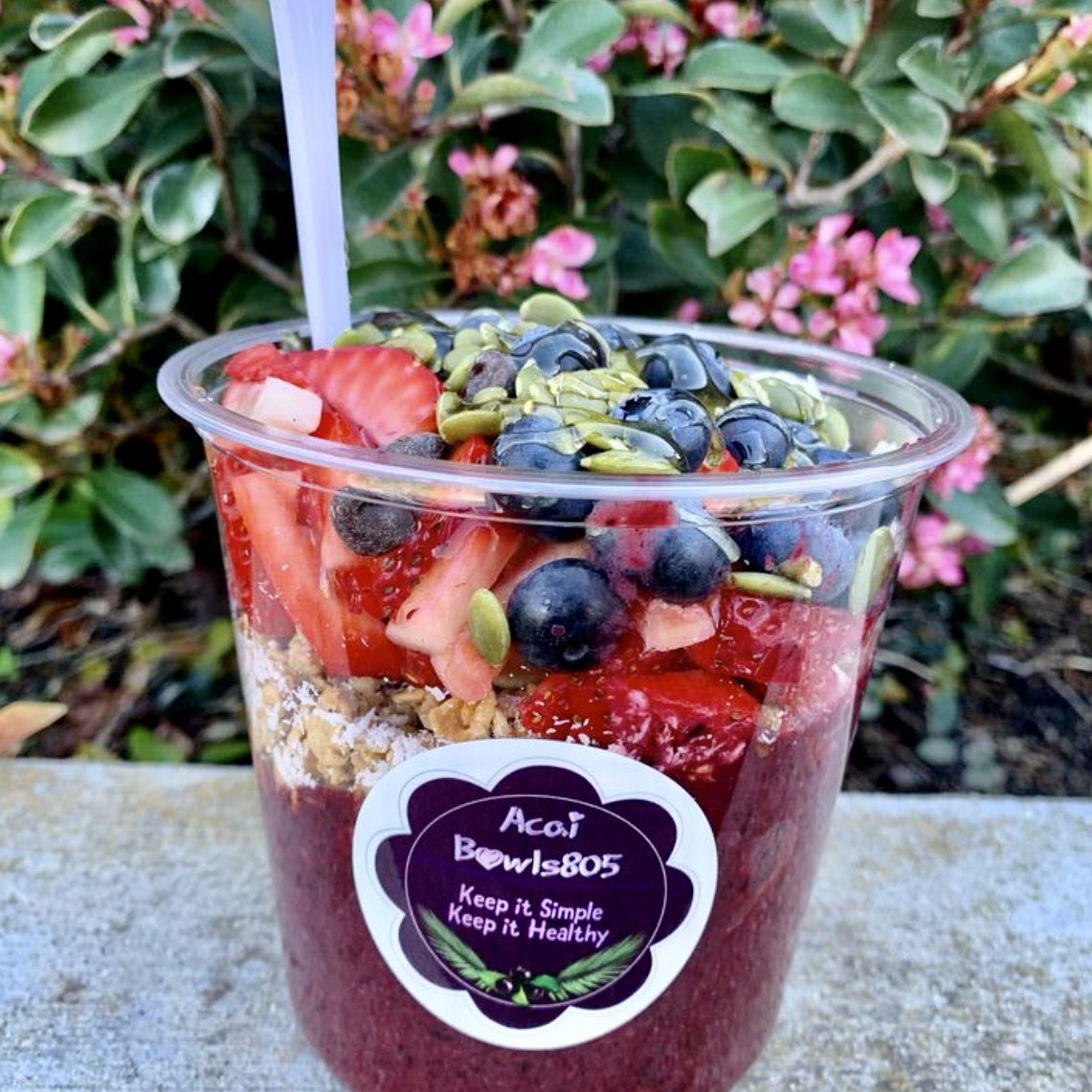 OxnFarmersMkt's tweet image. @acai_bowls805 returns back to our market this week (5/18). Such healthy goodness.
#acai
#acaibowl 
#oxnardfarmersmarket 
#plazaparkoxnard
#DowntownOxnard