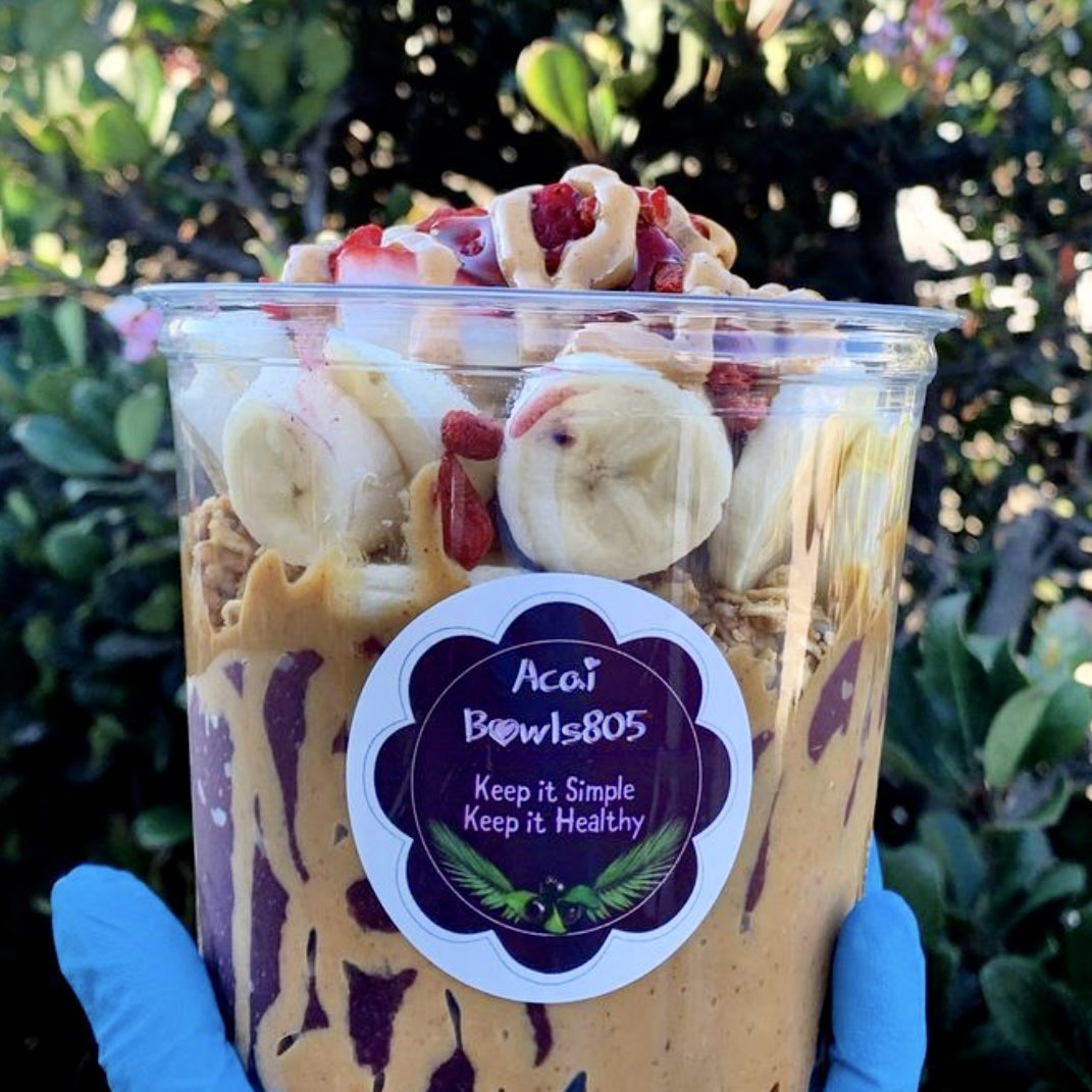 OxnFarmersMkt's tweet image. @acai_bowls805 returns back to our market this week (5/18). Such healthy goodness.
#acai
#acaibowl 
#oxnardfarmersmarket 
#plazaparkoxnard
#DowntownOxnard