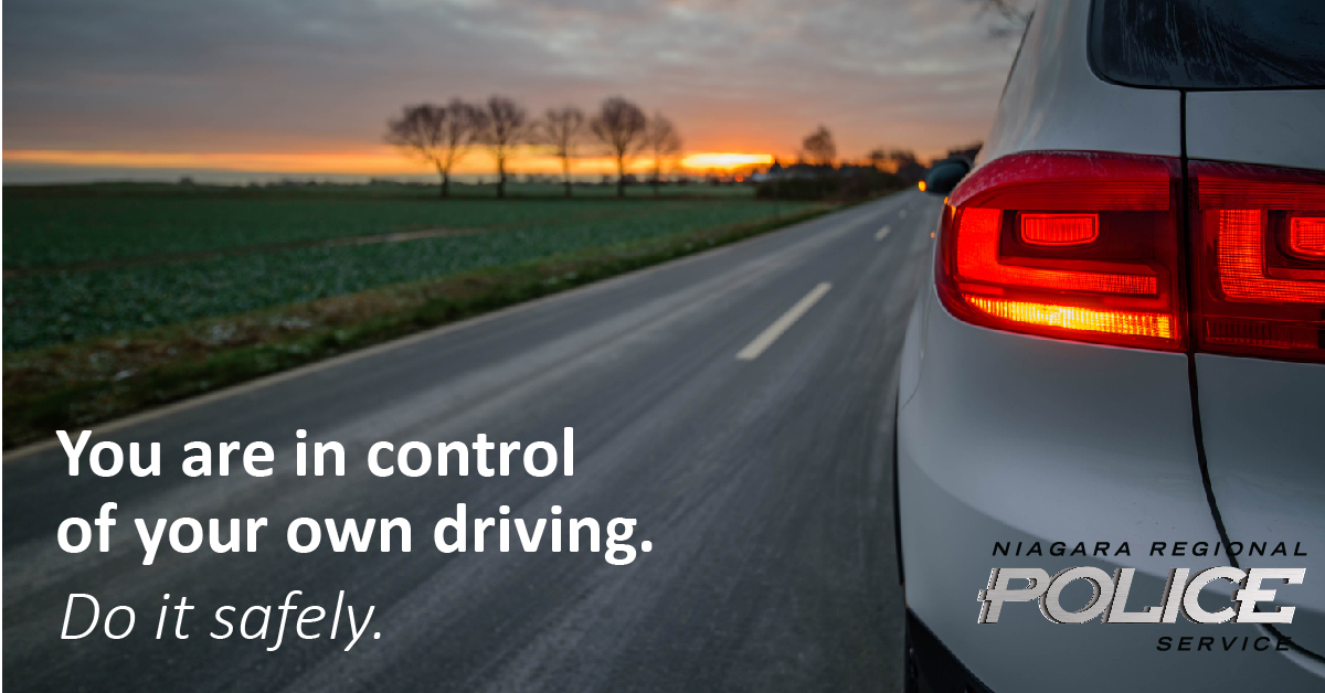 NiagRegPolice's tweet image. Driving distracted, impaired, aggressively, without a seatbelt, or speeding are choices.
Whenever you #TakeTheWheel, make sure you're choosing to do so safely.

#CRSW2023