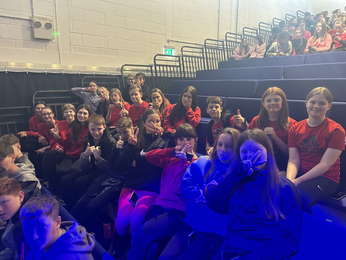 Mr_IGrant's tweet photo. What a great day for S1 Sports Day for 1A1 (Reds).

Well done to everyone who competed… especially Anna, Sarah, Carla and Grace who won their relay race 👏

@LHS_HWB @Larbert_Sport @LarbertHigh https://t.co/FA1rByoMmT