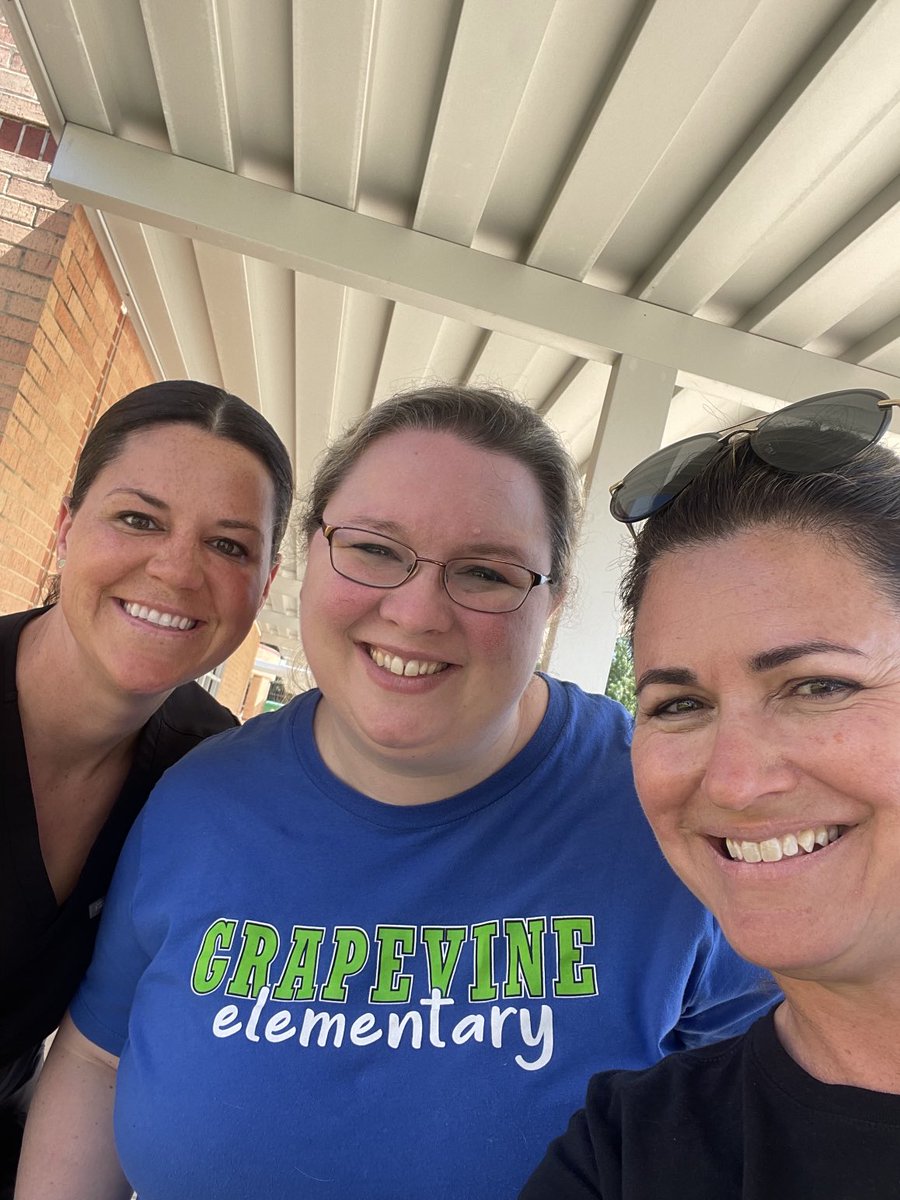 Kerri Hendrickson tweet media