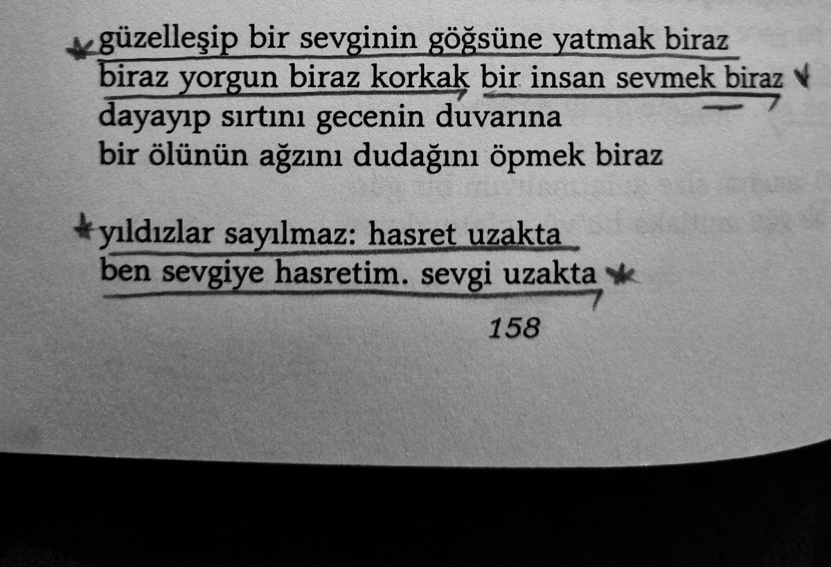 _Serendipce__'s tweet photo. " Güzelleşip bir sevginin göğsüne yatmak biraz
Biraz yorgun biraz korkak..."

Sevdadır, Arkadaş Z. Özger https://t.co/zfXWR2V8hh
