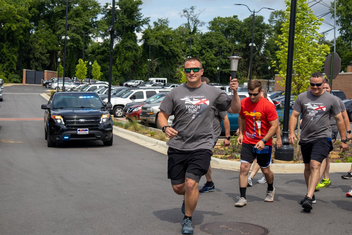 Don't forget! 🏃 Join us tomorrow, May 18, as we run a mile for the Alabama Law Enforcement Torch Run. The run starts at 10:30 am, so be there by 10 am to show your support as we positively impact our community! 
#AuburnAL  #AuburnPublicSafety #SpecialOlympicsAlabama