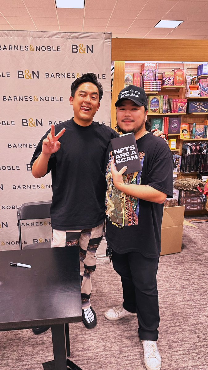 AbsEats's tweet photo. Congrats @bobbyhundreds on your newest book “NFT’s Are a Scam / NFT’s Are The Future”! It’s been an incredible journey to be part of the Web3 space early on and can’t wait to see what the bright future brings us. 😊💣 
#BombsAreForever https://t.co/cPoiOPhBSD