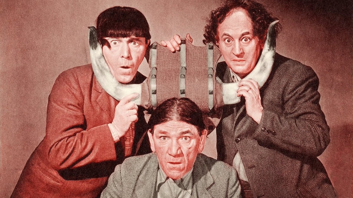 chifladoseo's tweet photo. Este sábado 20/5 a las 22 el Chifladoseo emitirá "Gold Raiders" (1951), western protagonizado por Moe, Larry, Shemp y George O'Brien.
Durante la proyección no se podrá recorrer la sala principal, recomendamos asistir de 18 a 22 horas para poderla ver y disfrutar de su colección. https://t.co/m1jknlrrgm