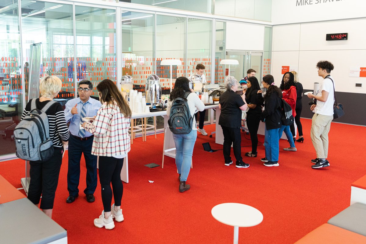 Seneca_Research's tweet photo. It's #CanadianInnovationWeek and we're #SenecaProud of the success of our Innovation Symposium that took place last week. Thank you to everyone who attended, and we hope you had a chance to learn all about #SenecaHELIX & #SenecaResearch.
Check us out:
https://t.co/bqxu1KRtma https://t.co/HbZibOT9jk