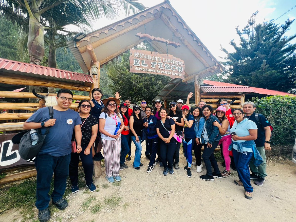 ✨ Primer día de actividades con nuestros queridos docentes de nuestros cuatro colegios 💙
📌 Asamblea Magisterial-Oxapampa 🙌
#EducaciónAdventista #AsambleaMagisterial #Aseace