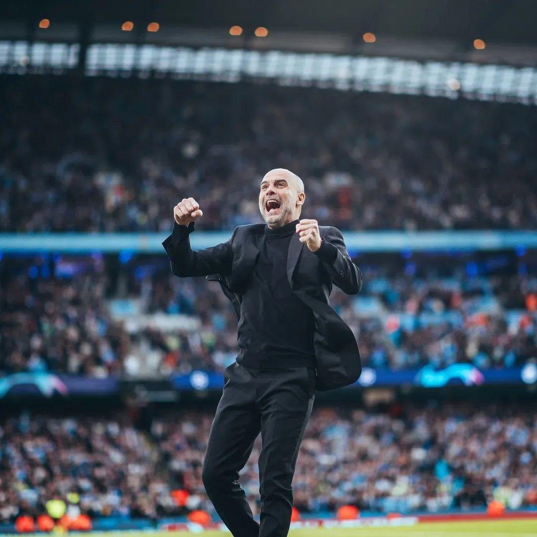 abdulwahed37368's tweet photo. #دوري_ابطال_اوروبا

اعظم مدرب في التاريخ .. عظيم عظيم يا بيب 💙 https://t.co/WIL7UlTM05