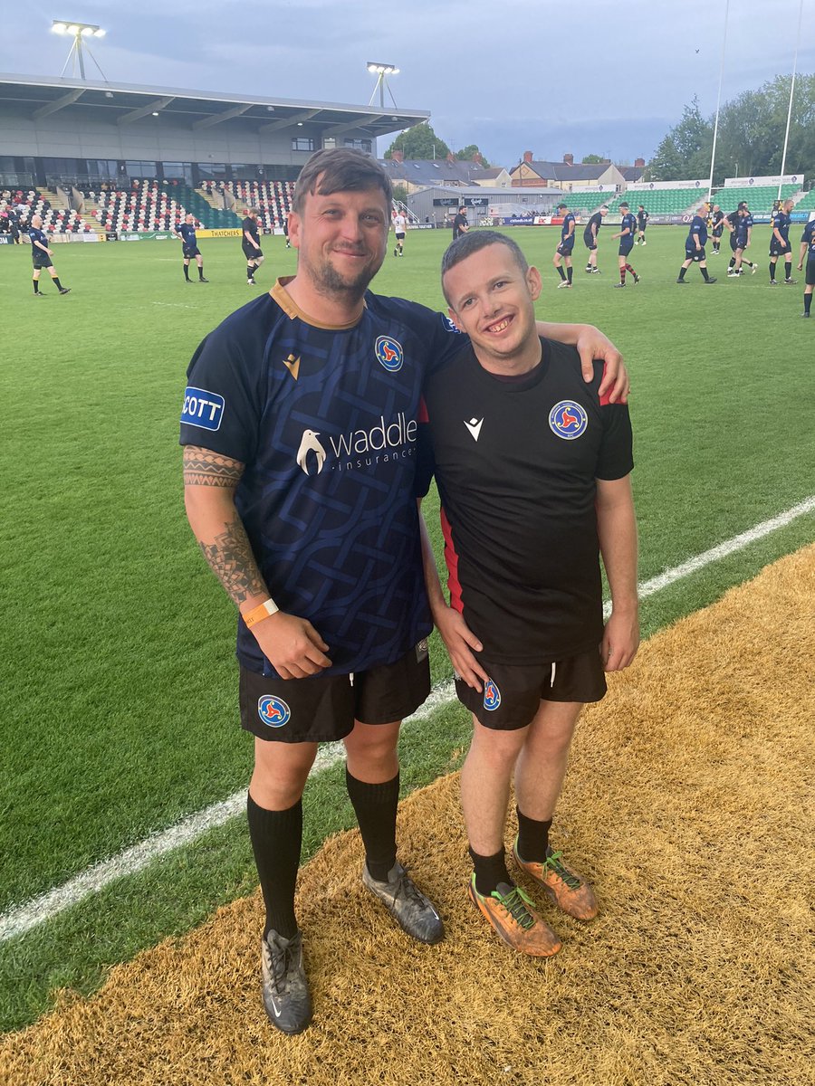 Great to have a run out this evening, great place to play. 👏 @GwilWarriors @DRA_ALLSTARS @WRU_Scarlets @WRU_Community #MixedAbilityRugby #JerseyForAll #WRUHub