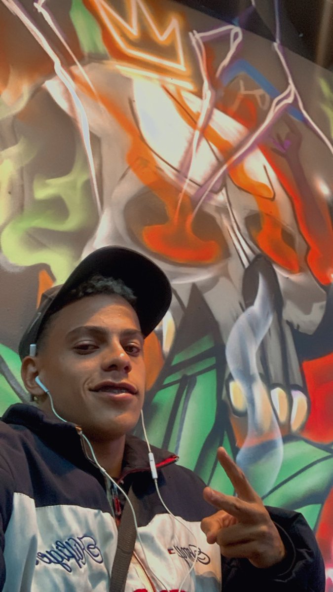 Você me verá cansado…
Mais não me verá desistindo…💭😇