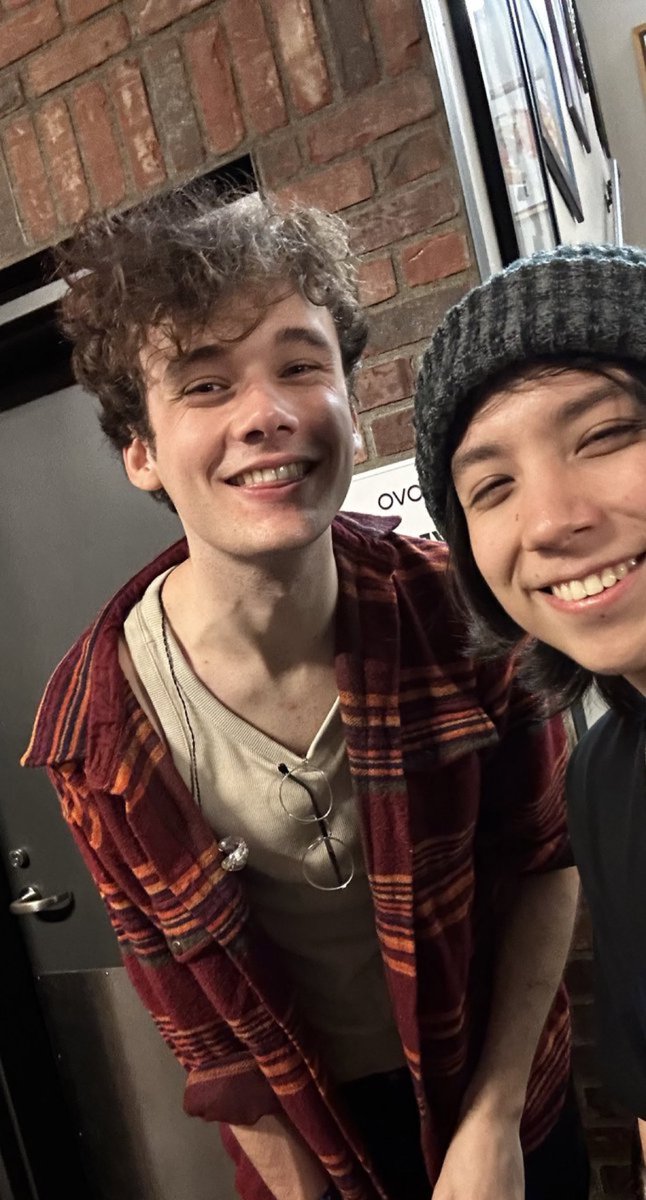 wilbur's 1 thread acc 🌧️ STREAM WU&IO 🚉💥 on Twitter