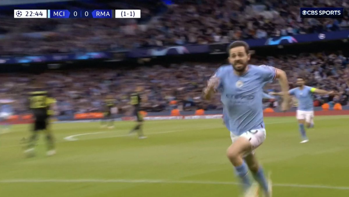 Manchester City and Barcelona fans drop handles let’s gain more followers!!