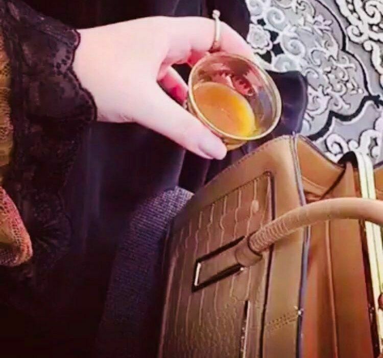 نمشي علـى حـكم الزمن غصب عنا 
ونقول ياقلـب  العنا  الف.لاباس
حتــى ولو  بالقلـب سـهم  طعنا 
نضحك ونخفي كل جرح عن الناس
#بوح_الخاطر