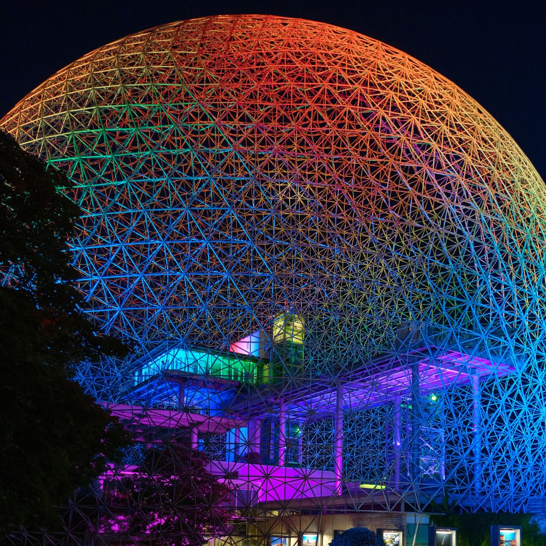 Espace pour la vie (@espacepourlavie) on Twitter photo The Biosphère will be illuminated in magnificent colors tonight to mark the International Day Against Homophobia and Transphobia in support of <a href="/fondemergence/">Fondation Émergence</a> 🏳️🌈
📸: Vladislav Coreachin The Biosphère will be illuminated in magnificent colors tonight to mark the International Day Against Homophobia and Transphobia in support of <a href="/fondemergence/">Fondation Émergence</a> 🏳️🌈
📸: Vladislav Coreachin