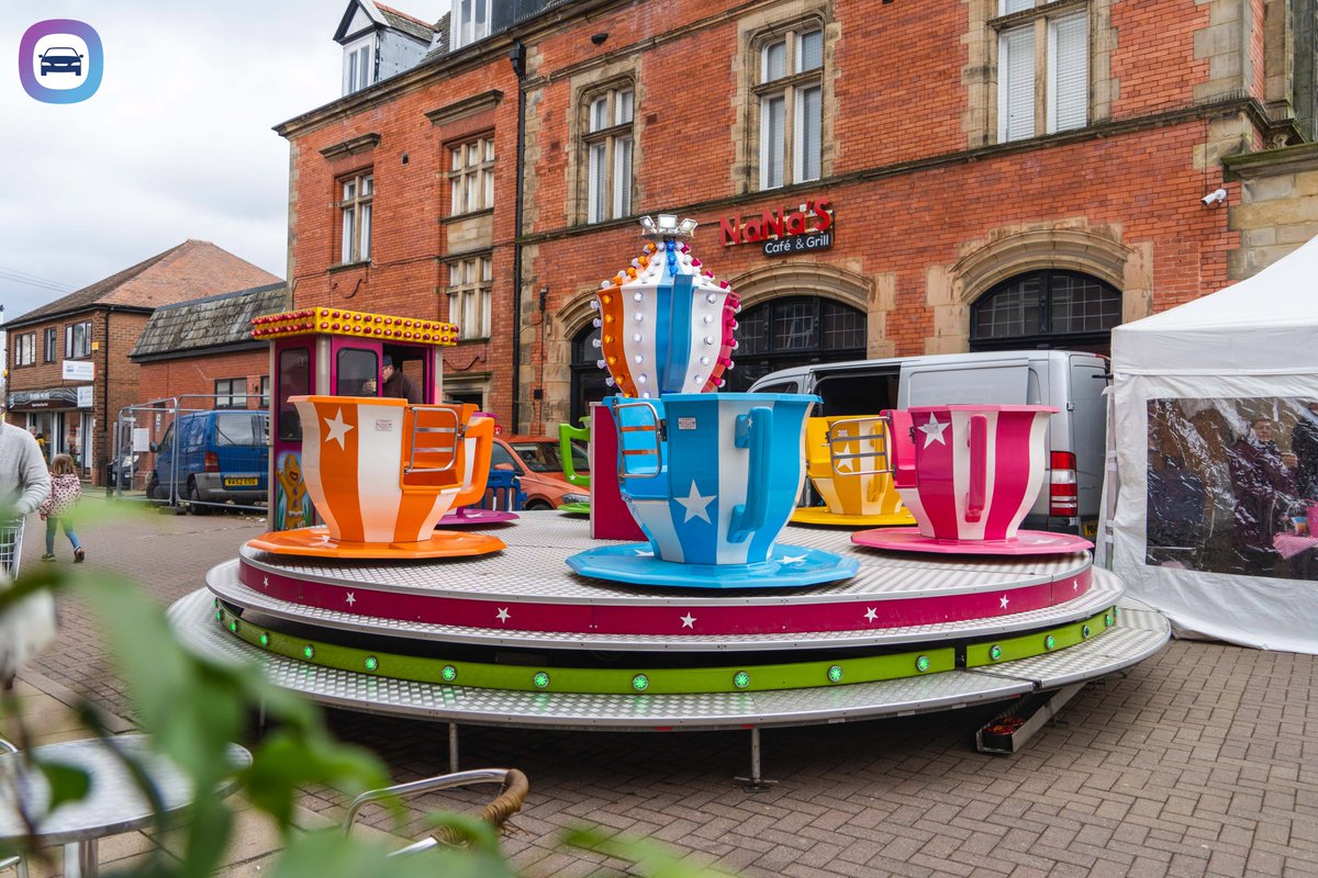 streetcarsmcr's tweet photo. Explore @_makersmarket this Sunday at #SaleManchester , the #NorthWest' finest makers, #bakers and #creators. Expect an an array of #art, #craft, #food, #drink, #coffee, #music and #streetfood! 🌻 https://t.co/BcA7zdrm9n