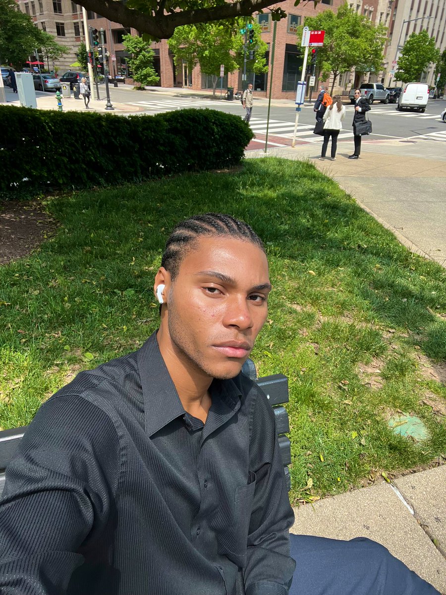 julianhuff2's tweet photo. Testing the cornrows out🪮➰ https://t.co/W2dC2ImNbL