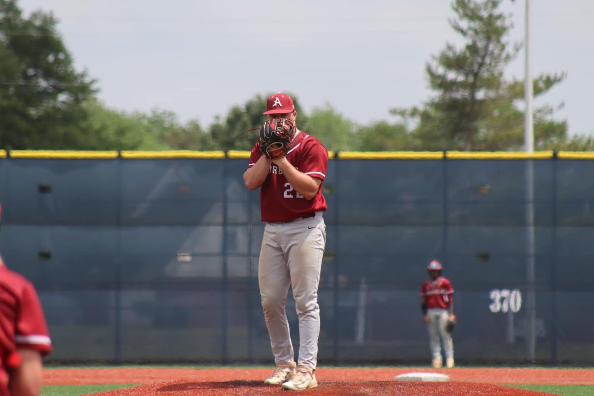bwaid9's tweet photo. Final stats:
Hitting
AVG. - .443
OBP. - .670
SLG. - 1.230
OPS. - 1.899
PA - 106
Hits - 27 for 61
1B - 6
2B - 7
3B - 1
HR - 13
RBI - 36
BB - 42 (23 intentional)
Pitching
Record - 10-0 
Saves - 1
IP - 70
ERA - .900
K’s - 116
BB’s - 18
@TyWaid @AR_Sticks @KBoBaseballGuru https://t.co/BeUevP0rB9